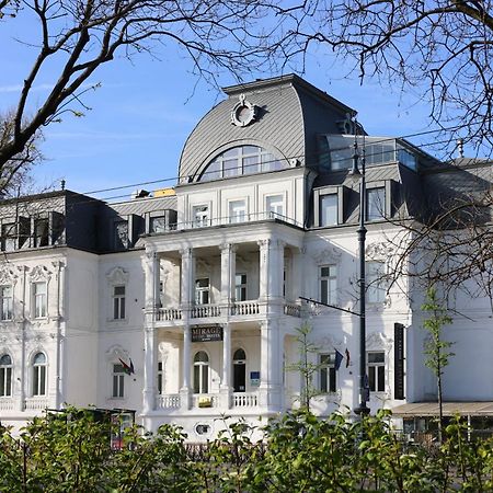 Mirage Medic Hotel Budapest Luaran gambar